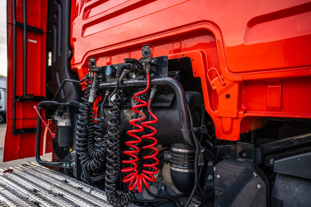 MAN TGX 18.470 XLX BLS+KIPHYDR. 2019 E64724 TGX 18.470 XLX BLS+KIPHYDR. 2019 1 image 13