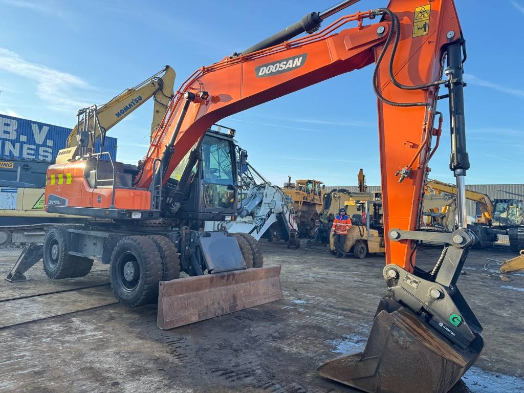 Heavy machinery product image - Image 7 of 15