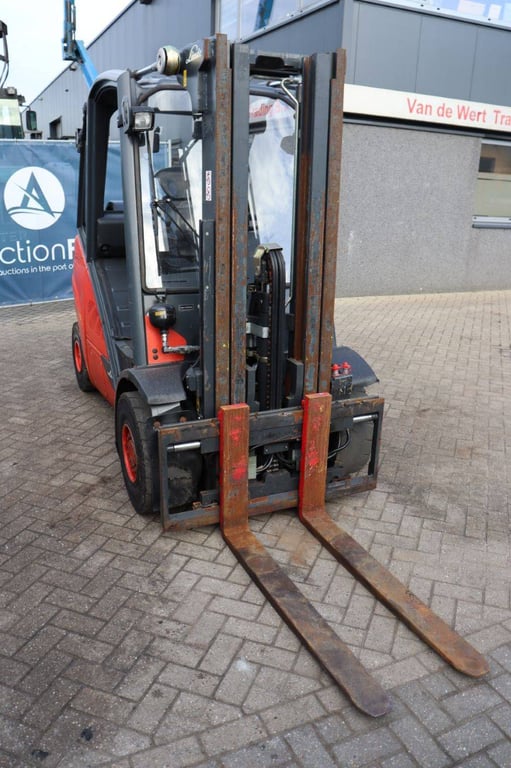 Forklift Linde H35T-02 LPG 2017 2017 H35T-02 2017 1 Forklift image 7