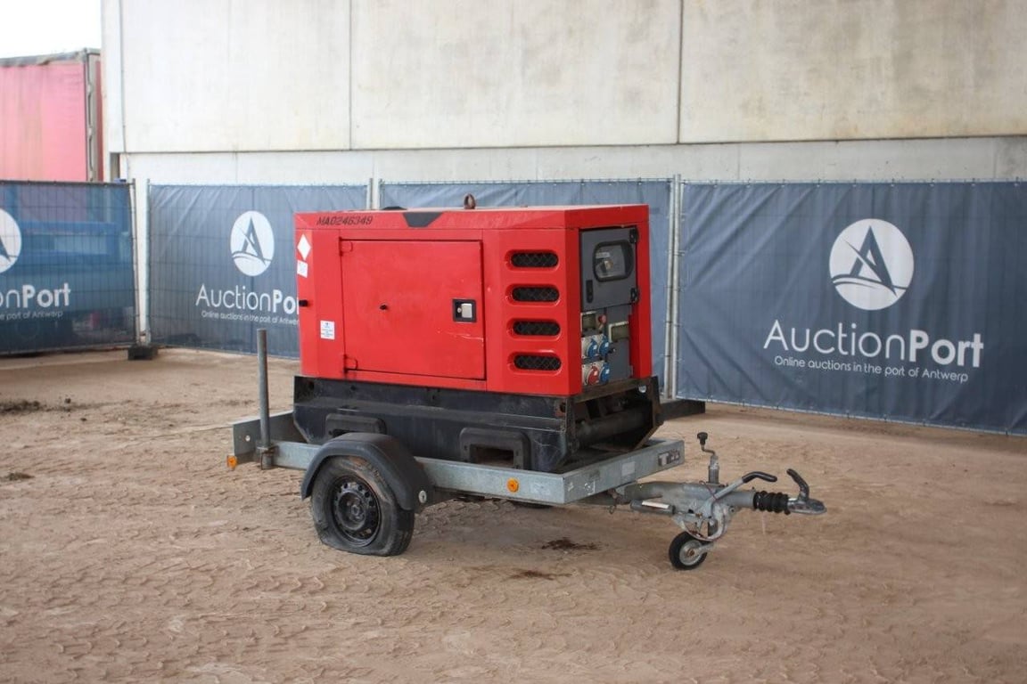Generator SDMO R22 Diesel 2012 2012 SDMO R22 2012 1 Generators image 3