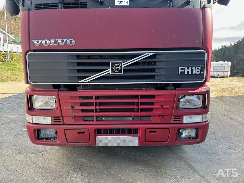 Volvo FH 16 6x4 timber truck w/ 1983 Briab grain trailer 1999 21144 FH 16 6x4 timber truck w/ 1983 Briab grain trailer 199...