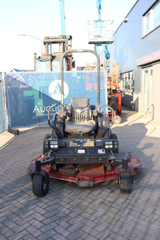 Toro GROUNDSMASTER 7210 Diesel Riding Mower 2019 2019 GROUNDSMASTER 7210 2019 1 image 8