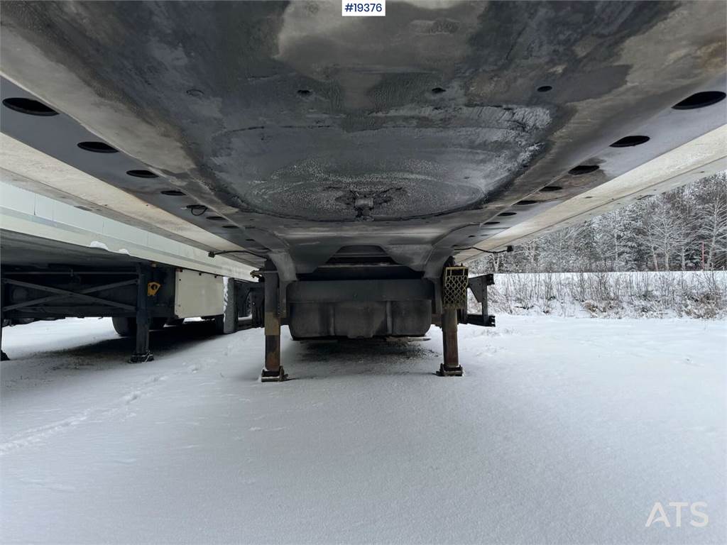 System trailer closed semi w/ Thermo king unit and 2015 19376 System trailer closed semi w/ Thermo king unit and 2015 1 Re...