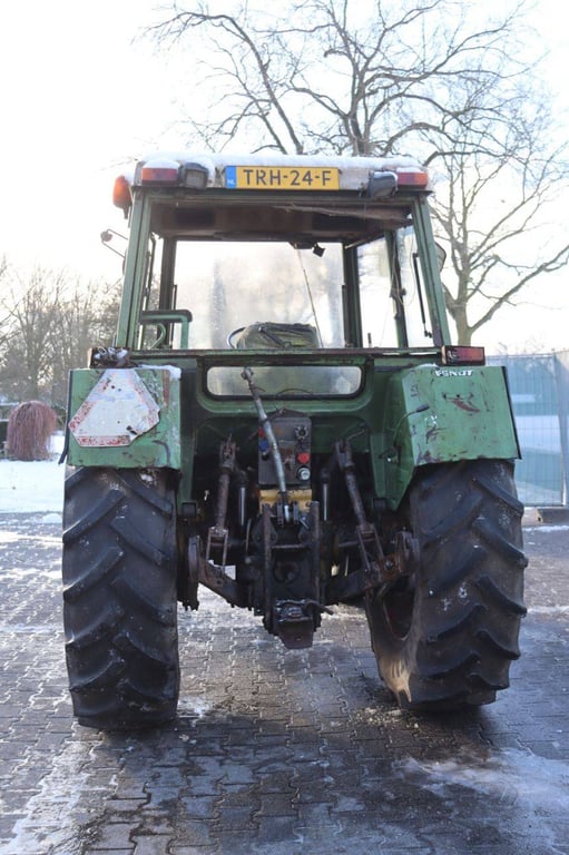 Tractor Fendt FARMER 305 LS Diesel 1984 1984 Fendt FARMER 305 LS 1984 1 image 5