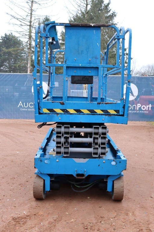Scissor lift Genie GS-2646 Electric 9.92m GS-2646 1 Scissor Lifts image 5