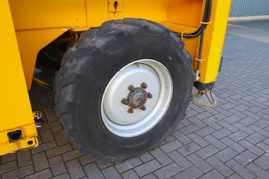JLG 210-25 Diesel, 4x4 Drive, 23m Working Height, 1000 2011 JLG - 210-25 - 62404 210-25 Diesel, 4x4 Drive, 23m Working Hei...