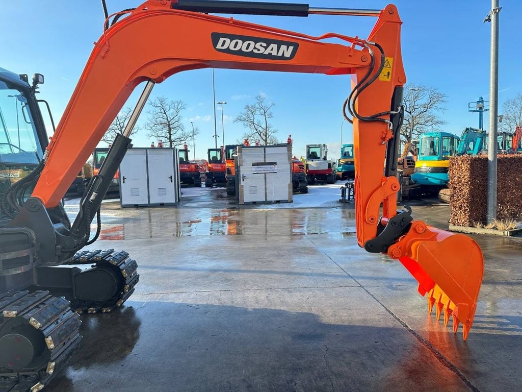Doosan DX55-9C Diesel 36kW Crawler Excavator 2018 2018 DX55-9C 2018 1 Crawler Excavators image 14