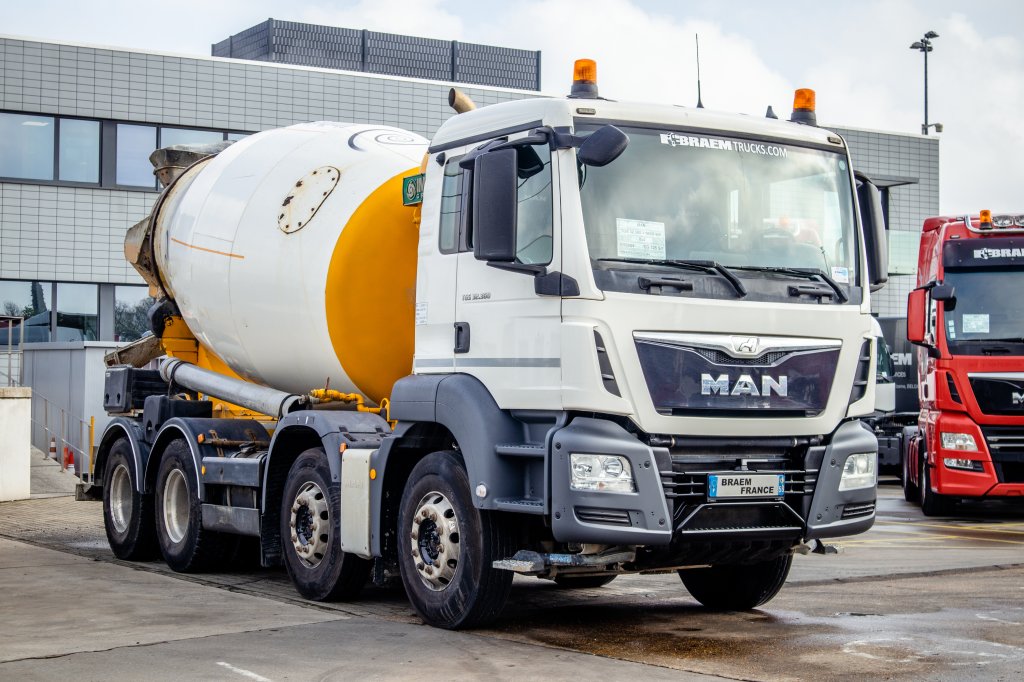 MAN TGS 32.360 BB+E6+MIXER 9M³ 2016 E59804 TGS 32.360 BB+E6+MIXER 9M³ 2016 1 image 2