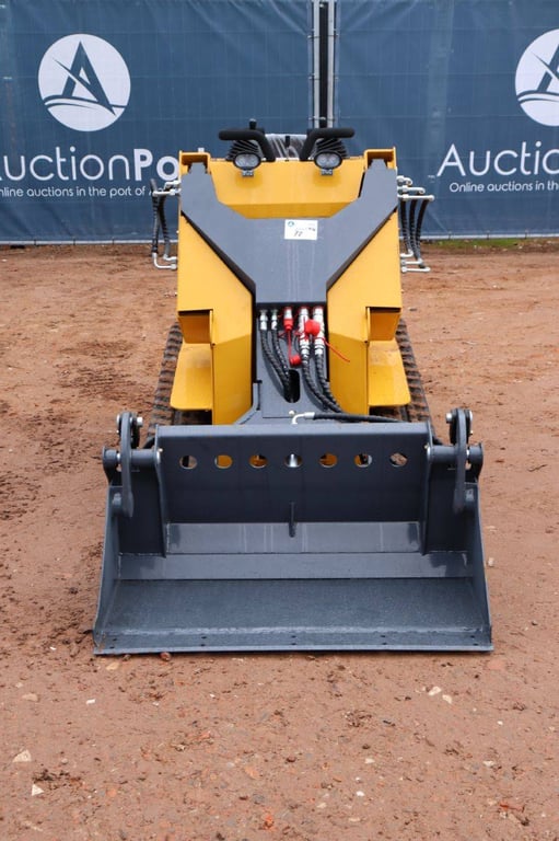 Skid Steer Loader CS480 Diesel 10kW 2025 New 2025 Skid Steer CS480 2025 0 image 8