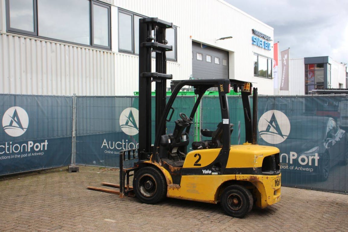 Heftruck Yale GDP30VX E2345 Diesel 2720kg 4.91m 2010 2010 GDP30VX E2345 2010 1 Forklift image 3