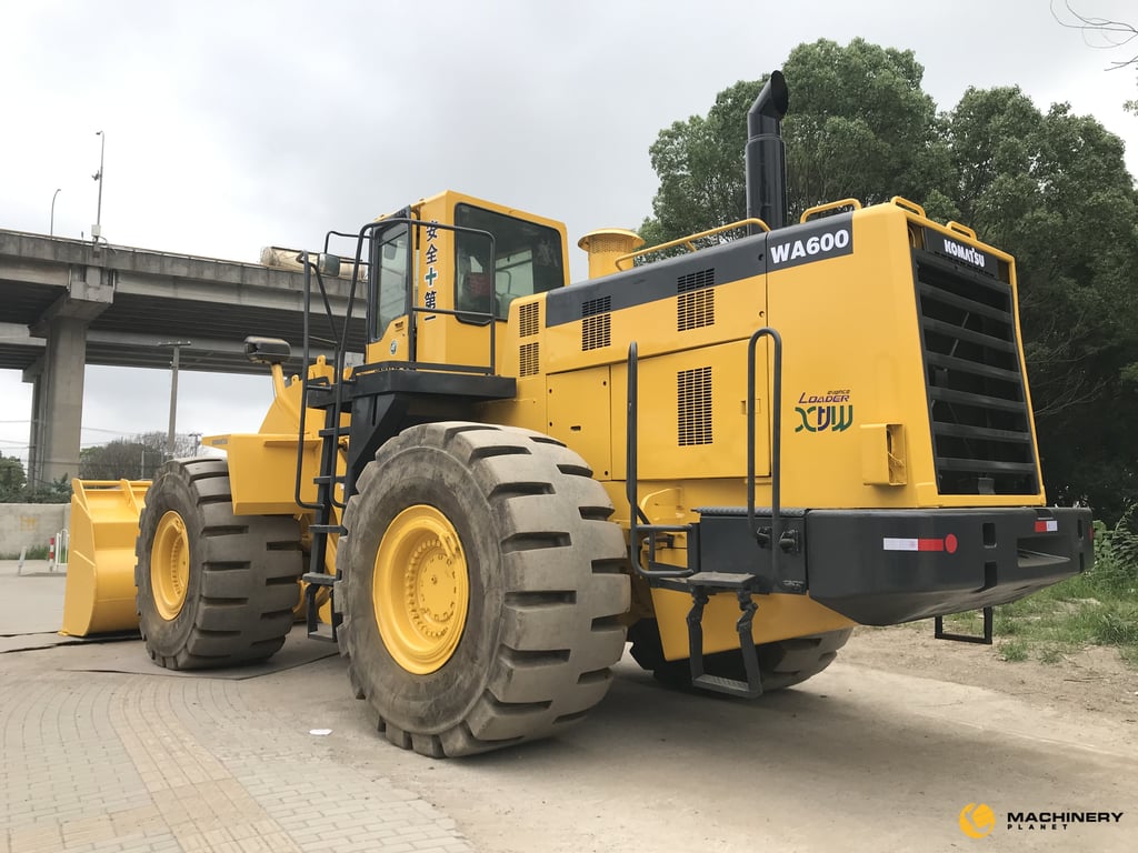 Komatsu WA600-3 good quality Original for sale WA600-3 2018 1 Wheel Loaders image 8