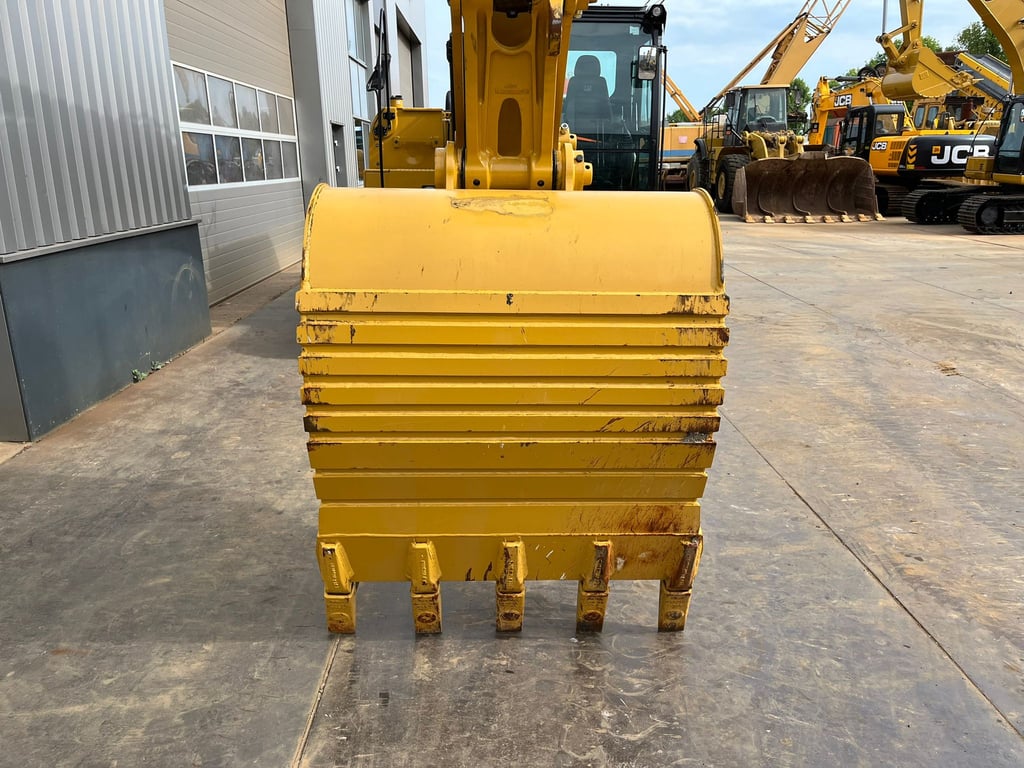 Caterpillar 320D3 GC 2025 00031242 320D3 GC 2025 0 image 9