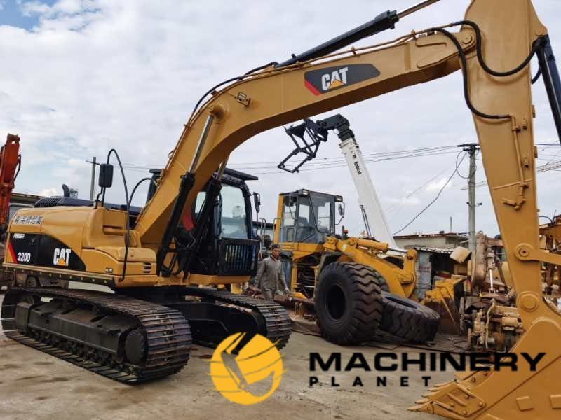 320D Caterpillar Used Crawler Excavator 20tons High Quality 320D 2019 1 Crawler Excavators image 2