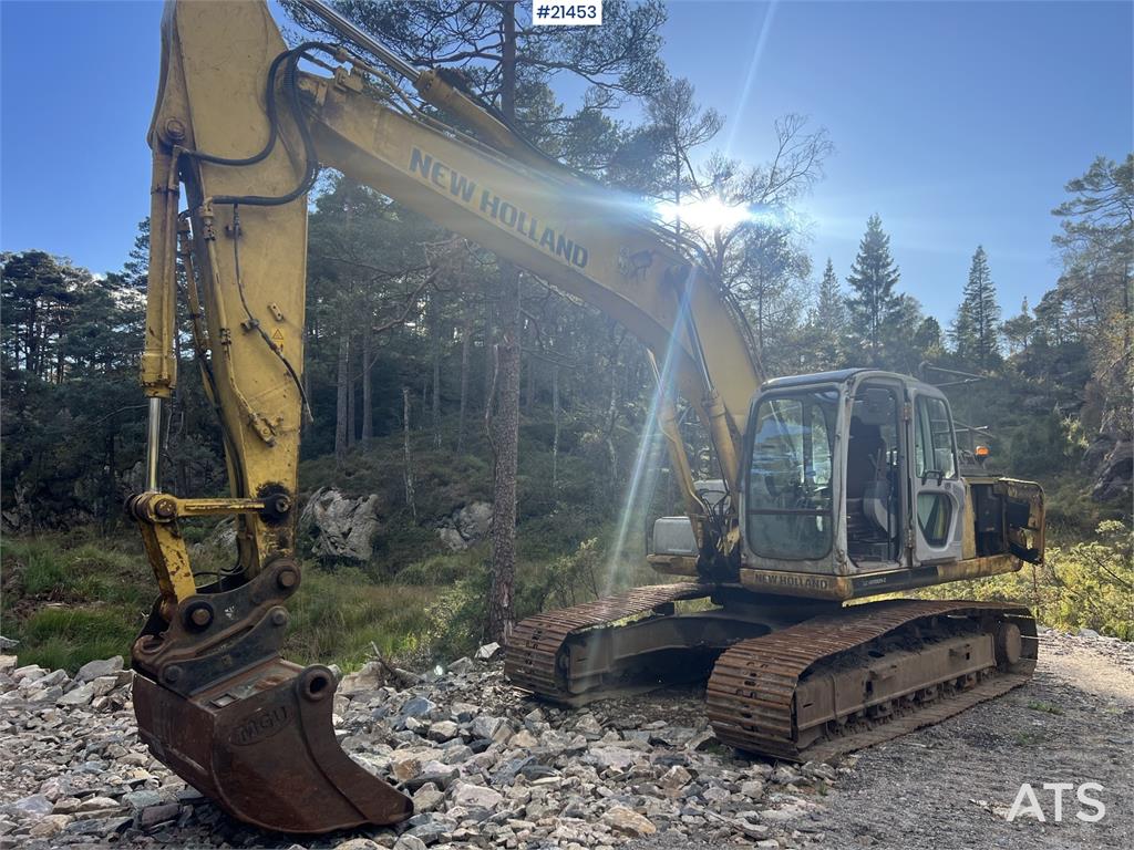 New Holland E215 Excavator 2008 21453 E215 Excavator 2008 1 Crawler Excavators image 2