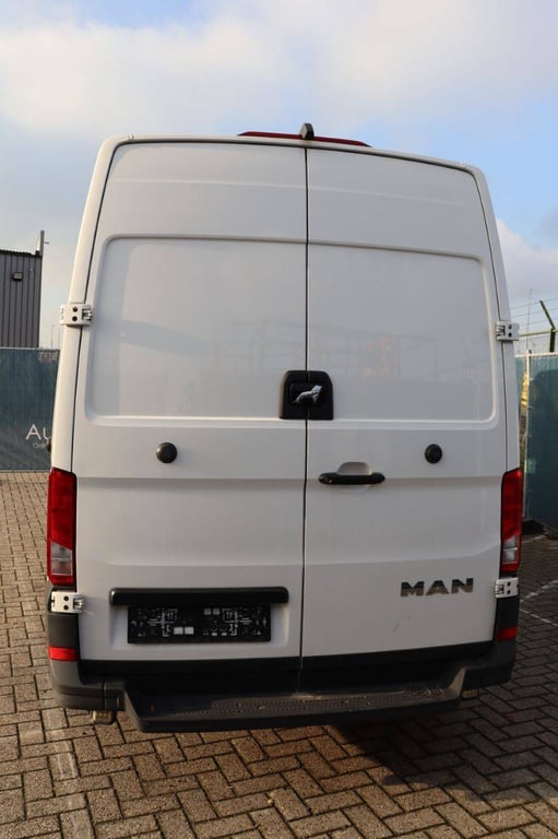 MAN TGE 3.180 Diesel Van 2022 TGE 3.180 1 image 5