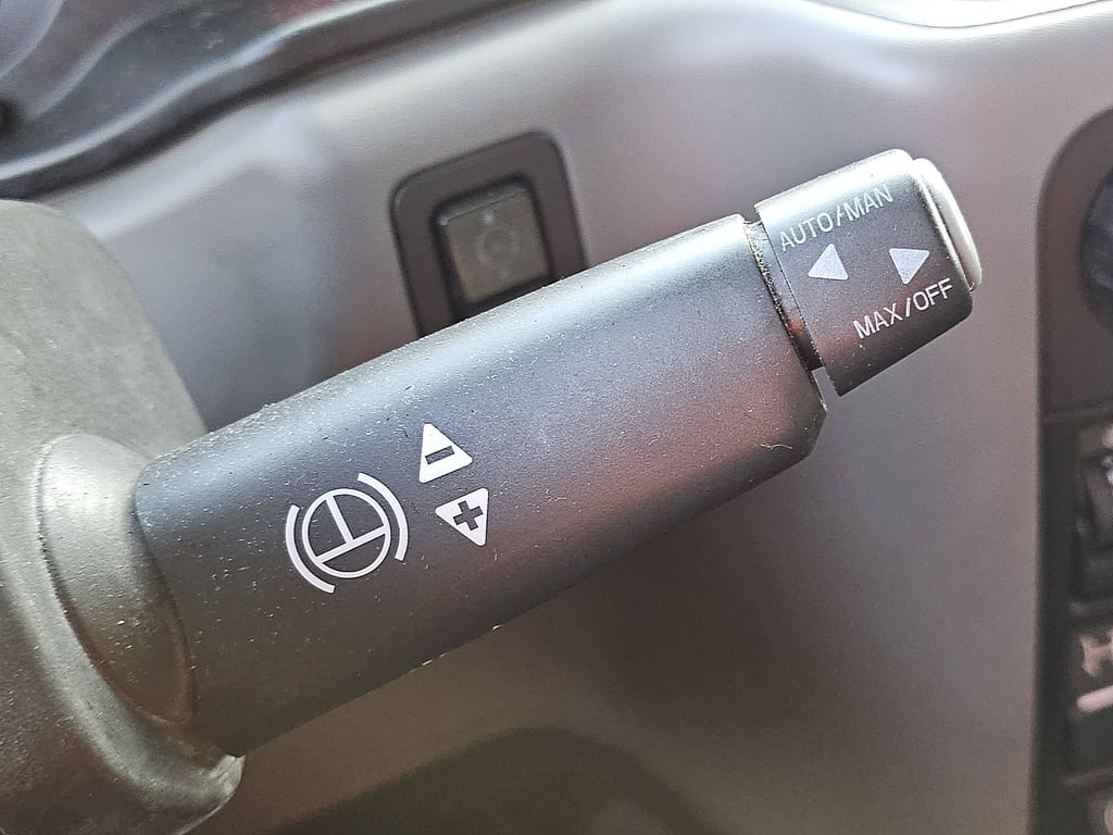 Heavy machinery product image - Image 14 of 16