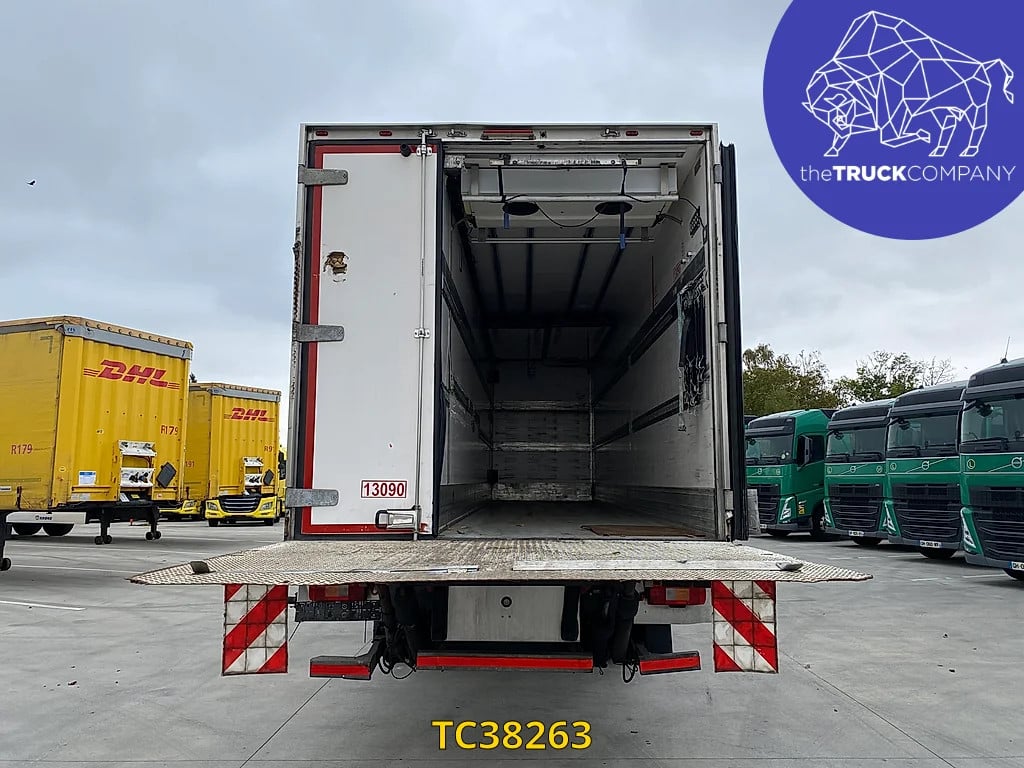 Volvo FM 330 2013 TC38263 FM 330 2013 1 image 8