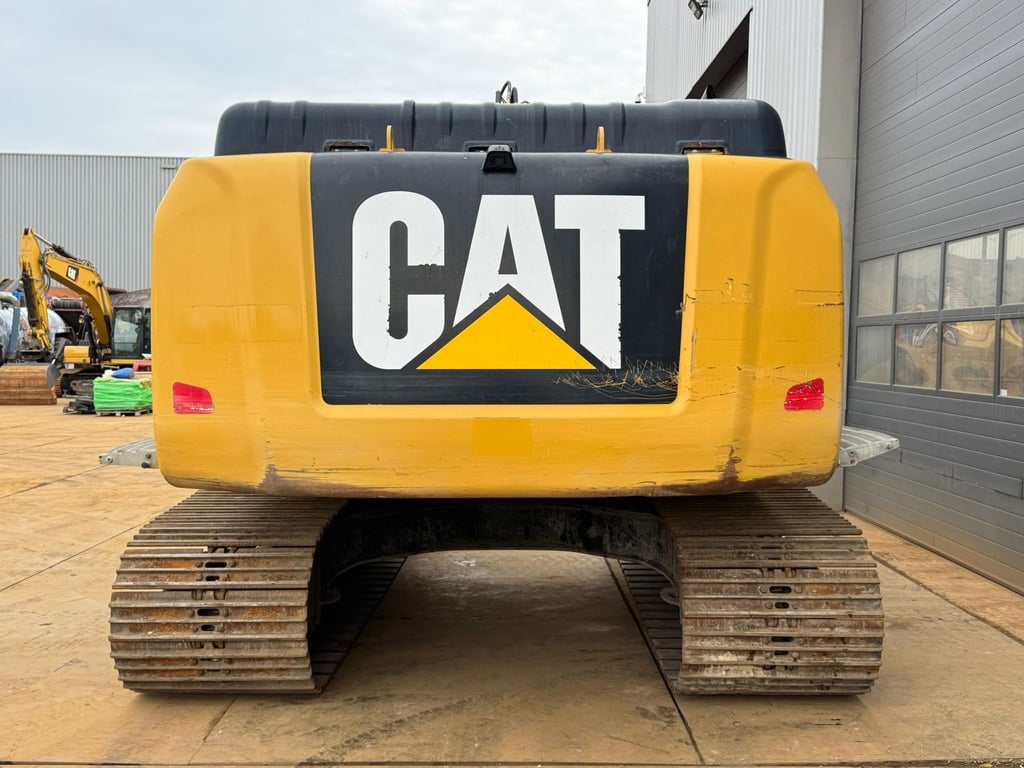 Caterpillar 326F L 2019 00033706 326F L 2019 1 image 4