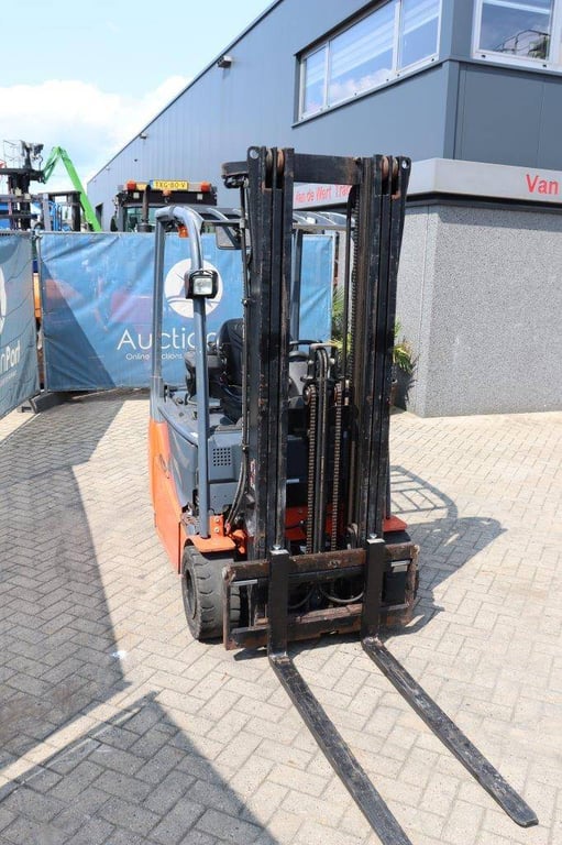 Forklift Toyota 8FBET18 Electric 1800kg 5m 2013 2013 8FBET18 2013 1 Forklift image 6