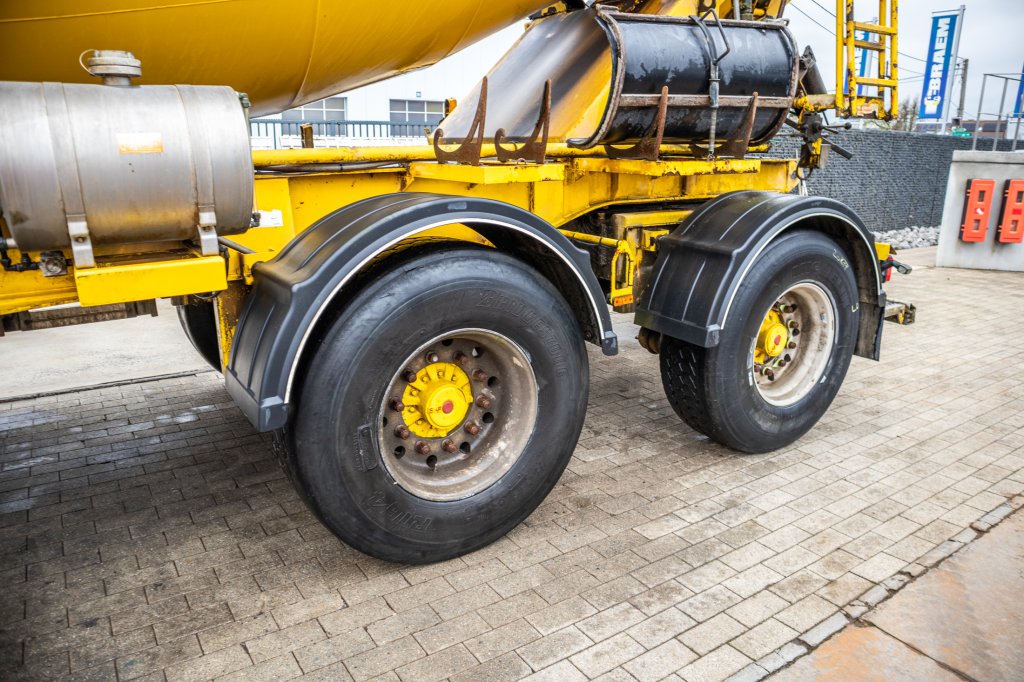 IMER BETON MIXER/MALAXEUR/MISCHER-10M3- STEERING AXLE 2017 E61057 Imer BETON MIXER/MALAXEUR/MISCHER-10M3- STEERING AXLE 20...