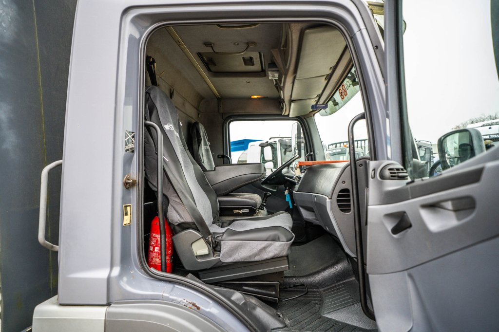MERCEDES ATEGO 1218 L+ moving lift 2005 E63912 ATEGO 1218 L+ moving lift 2005 1 image 13