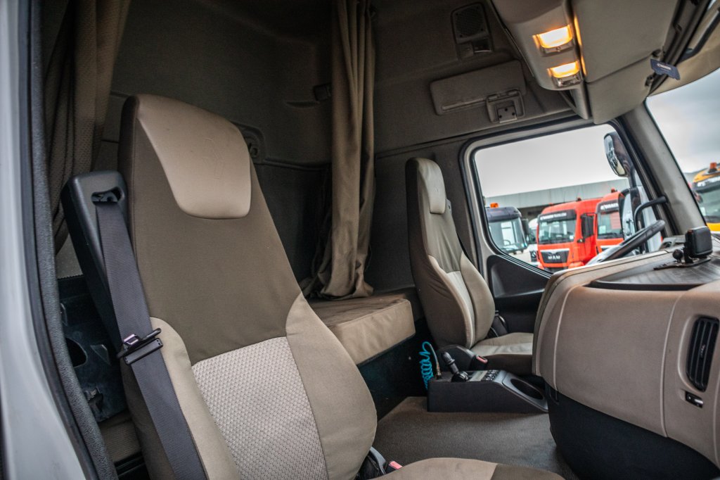 RENAULT PREMIUM 430DXI-6X2-(+remorque=3.500€) 2010 E60821 Renault PREMIUM 430DXI-6X2-(+remorque=3.500€) 2010 1 image 10