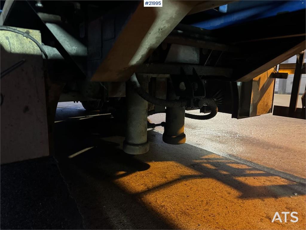 Istrail hook trailer with tipper 2017 21995 Istrail hook trailer with tipper 2017 1 image 11