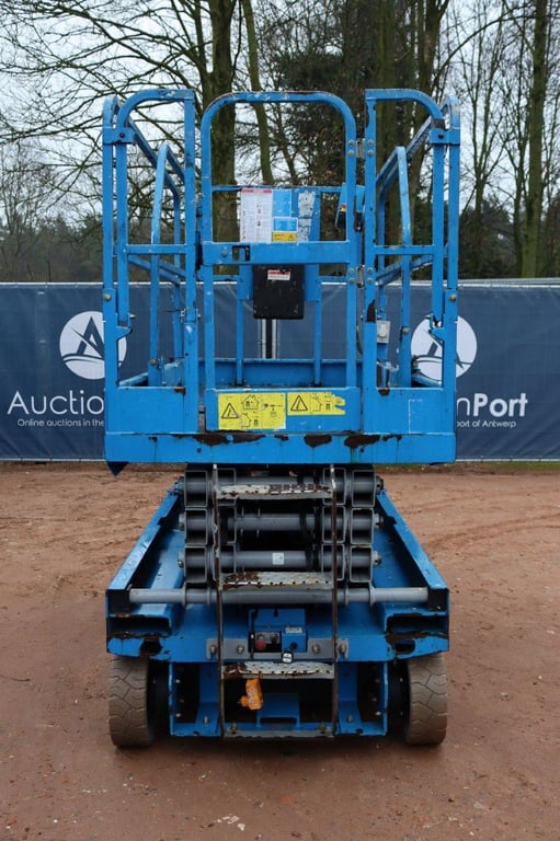 Scissor lift Genie GS-2646 Electric 9.92m GS-2646 1 Scissor Lifts image 8