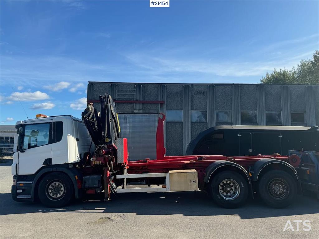 Scania P340 Hook/crane truck 23 t/m Palfinger crane 2005 21454 P340 Hook/crane truck 23 t/m Palfinger crane 2005 1 Crane t...