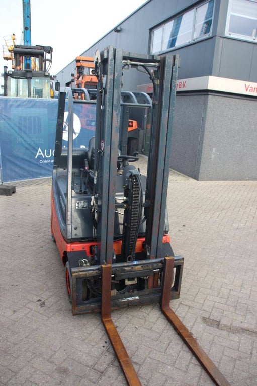 Forklift Linde H12T-03 LPG 1200kg 2001 2001 H12T-03 2001 1 Forklift image 6