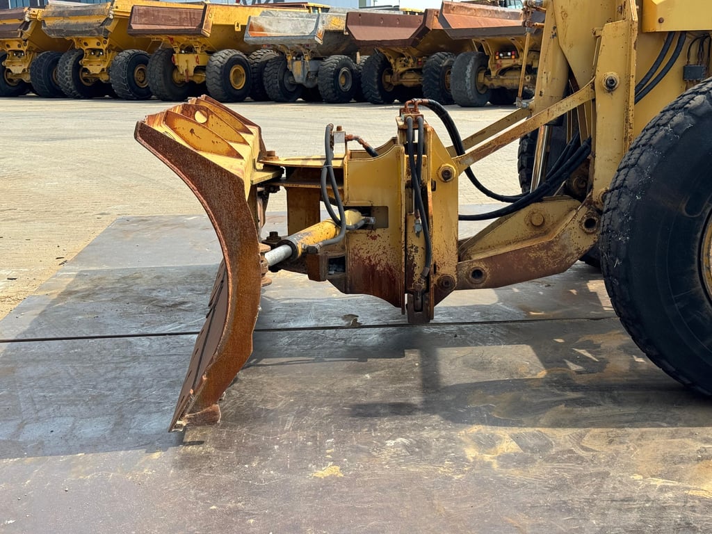 Caterpillar 160H | CE-certified 2001 00032794 160H | CE-certified 2001 1 image 9