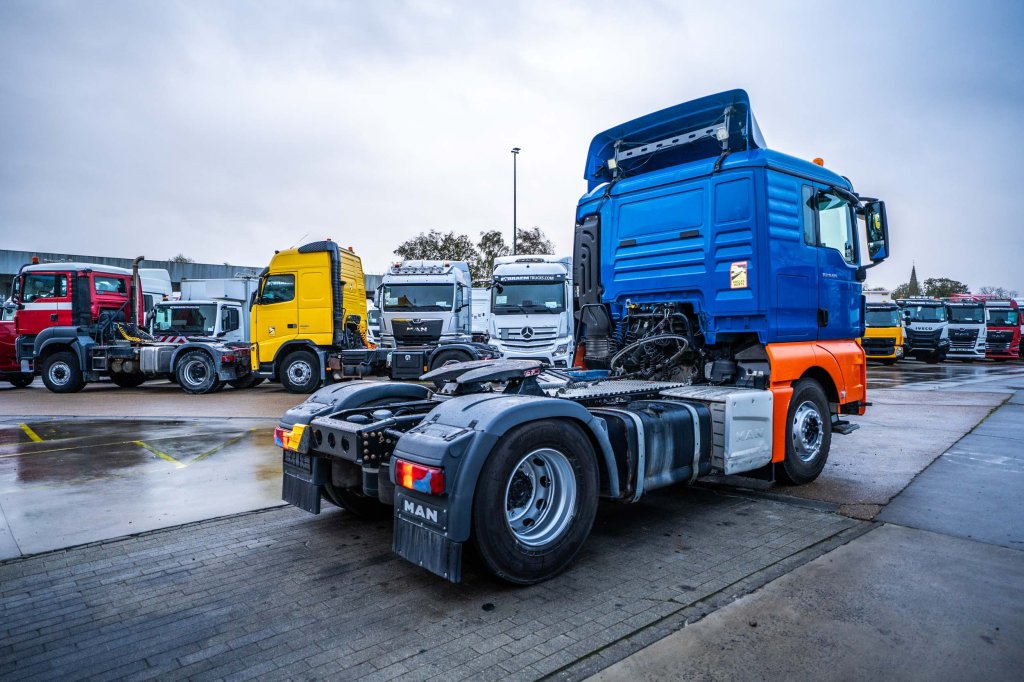 MAN TGX 18.420 XL BLS+INTARDER+HYDR. 2017 E64741 TGX 18.420 XL BLS+INTARDER+HYDR. 2017 1 image 4