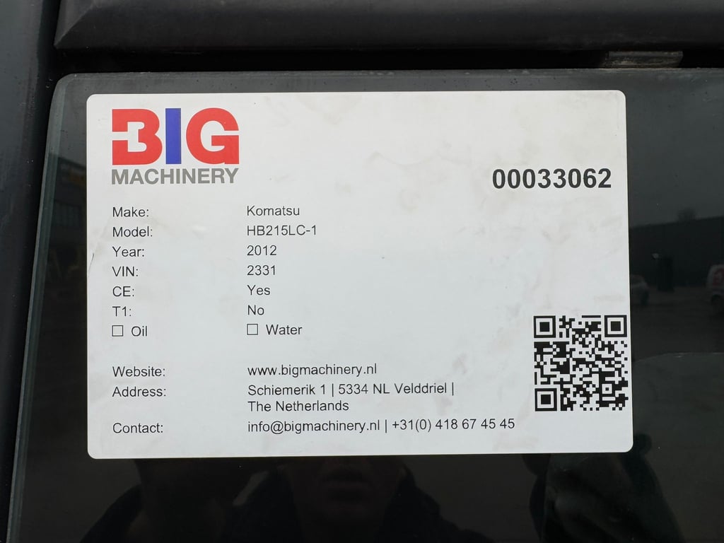 Komatsu HB215LC-1 HB 2012 00033062 HB215LC-1 HB 2012 1 image 9
