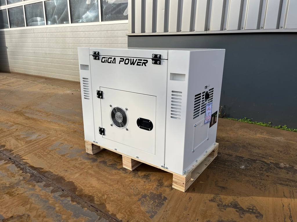Giga power PLD12000SE 10 kVA silent generator 2022 00031647 Giga power PLD12000SE 10 kVA silent generator 2022 0 image 2