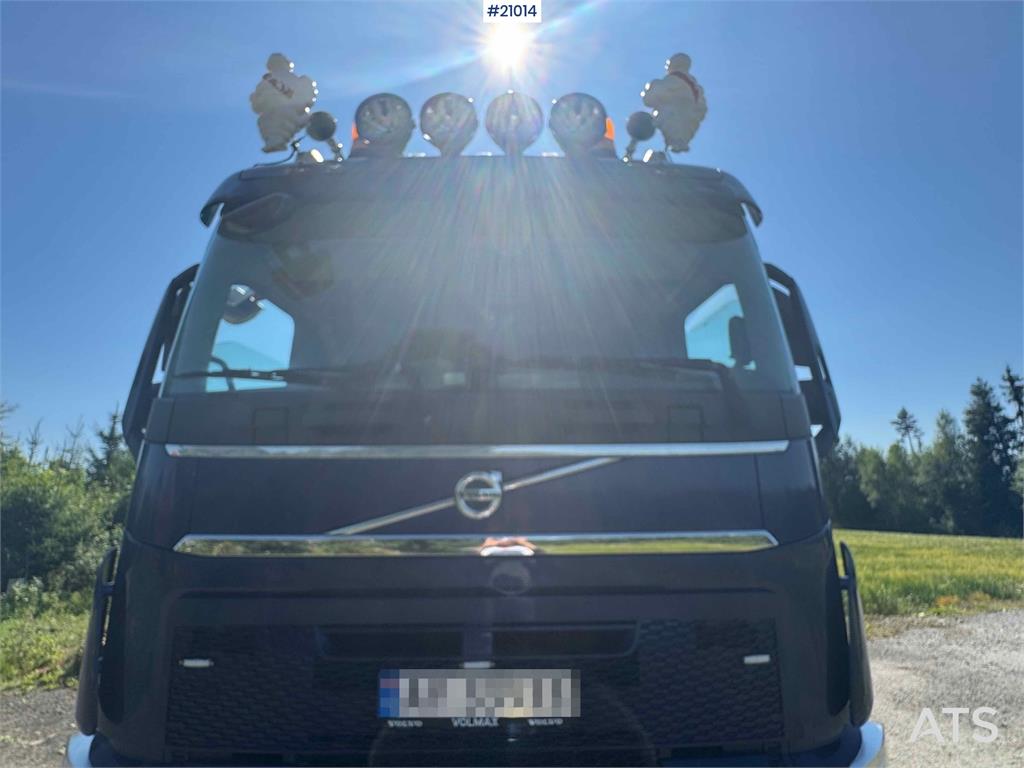 Volvo FH 540 6x4 tipper truck. Recently painted. 2017 21014 FH 540 6x4 tipper truck. Recently painted. 2017 1 Tipper truck...