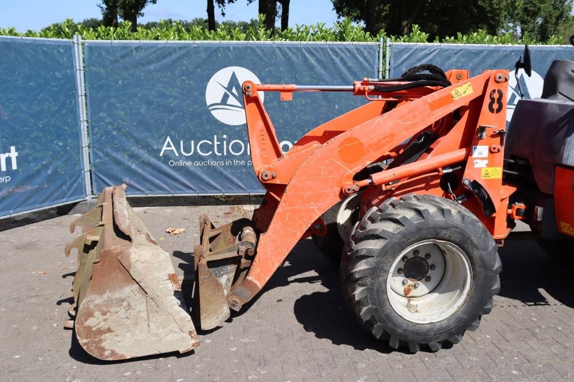 Wheel loader Kubota R520NH Diesel 2011 2011 R520NH 2011 1 image 10