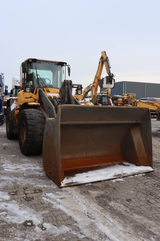 Wheel loader Volvo L90F Diesel 119kW 2007 2007 L90F 2007 1 image 7