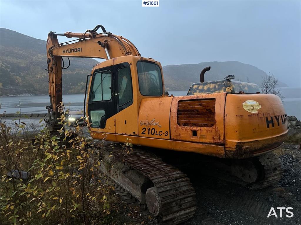 Hyundai Robex 210LC- 3H excavator w/ 5 buckets. Replaced t 1997 21601 Robex 210LC- 3H excavator w/ 5 buckets. Replaced t 1...