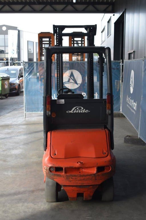 Forklift Linde E20P Electric 2000kg E20P 1 Forklift image 4