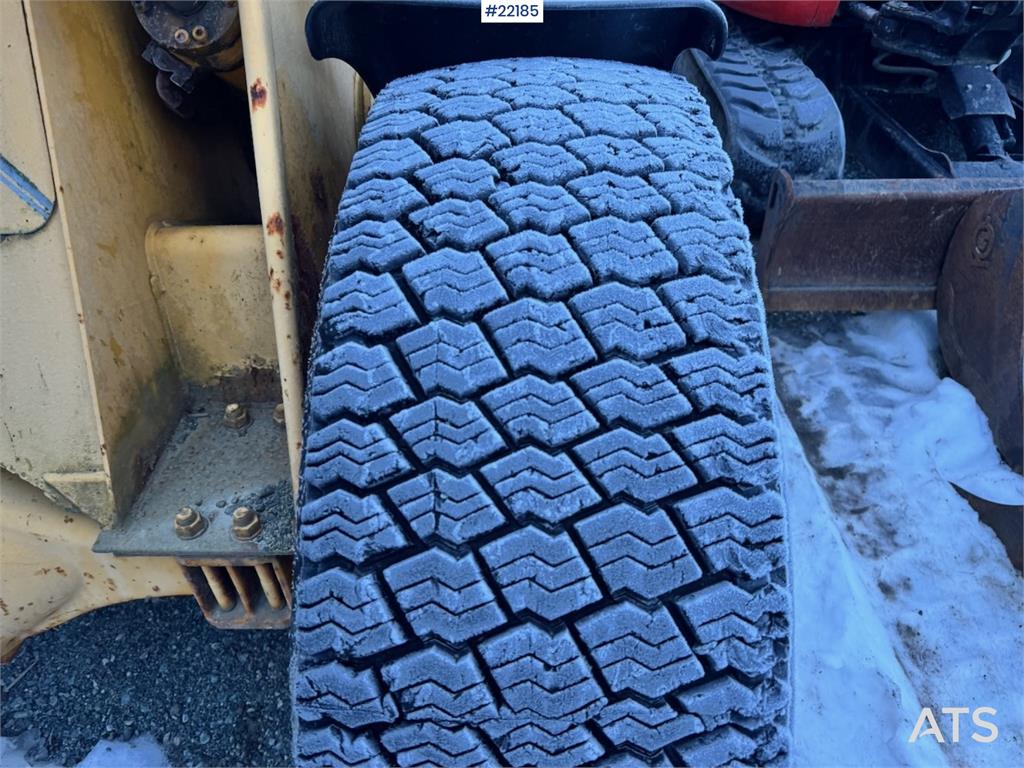 Heavy machinery product image - Image 15 of 15