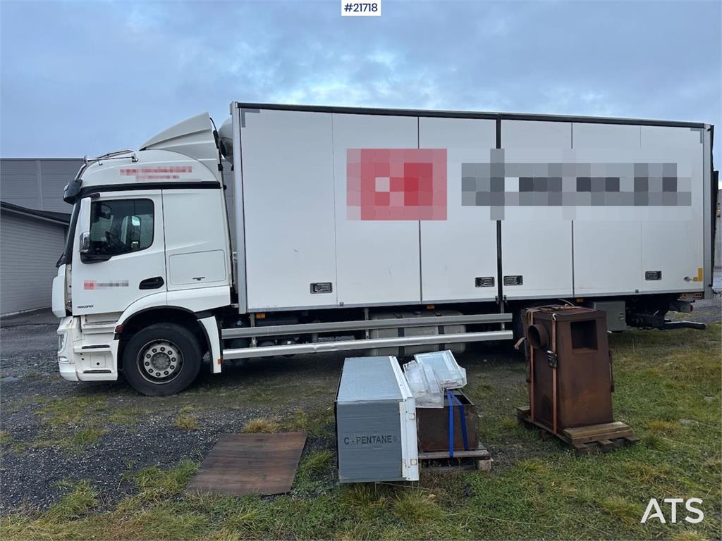 Mercedes-Benz Actros 1835 box truck w/ Full side opening, genera 2016 21718 Actros 1835 box w/ Full side opening, genera 2...