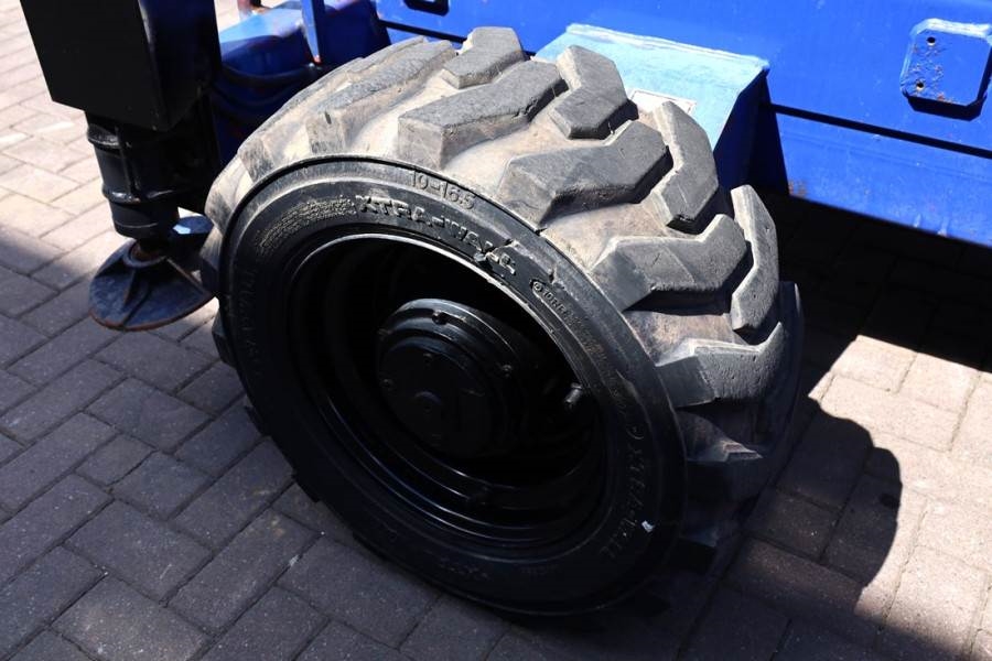 Haulotte H15SX Diesel, 4x4 Drive 15 Working Height, 500kg C 2007 HAULOTTE - H15SX - 500020 H15SX Diesel, 4x4 Drive 15 Work...