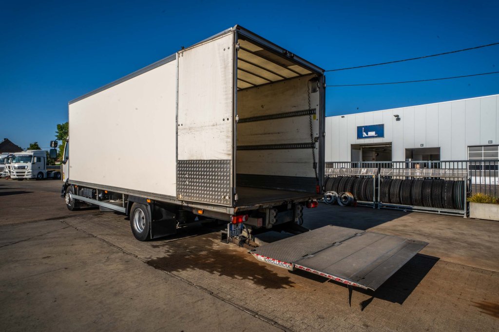 RENAULT D 16 WIDE 250 DXI +DHOLLANDIA 2014 E64126 Renault D 16 WIDE 250 DXI +DHOLLANDIA 2014 1 image 11