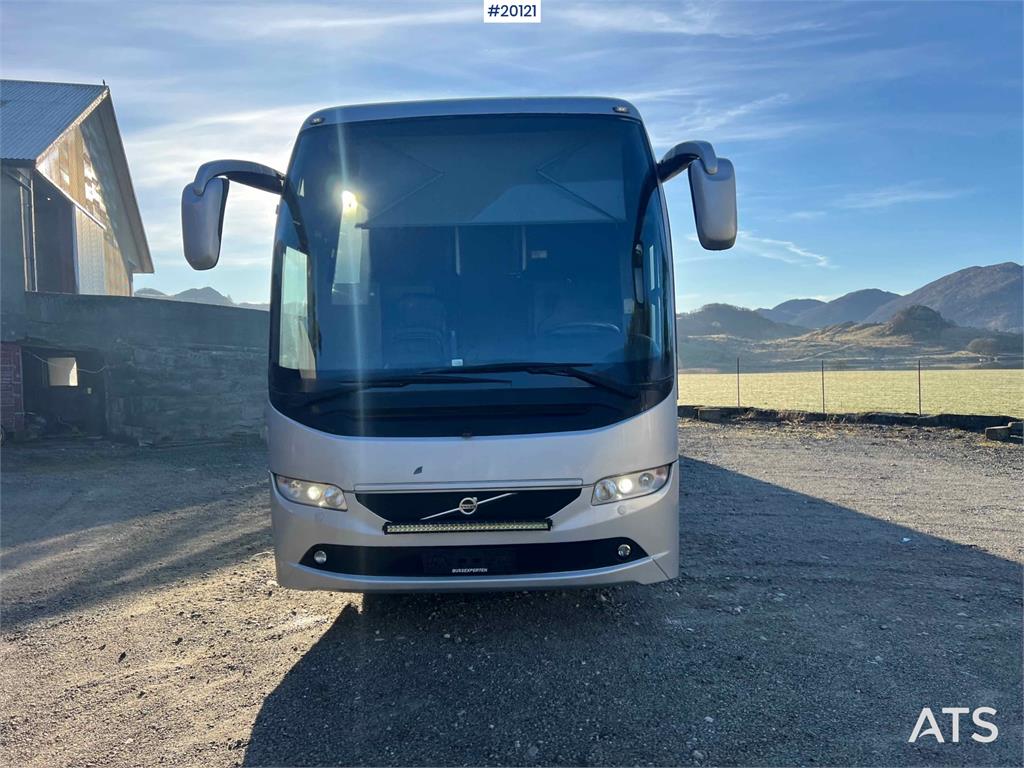 Volvo 9700 B11R Touring bus with seating for 13+1 and sl 2015 20121 9700 B11R Touring bus with seating for 13+1 and sl 201...