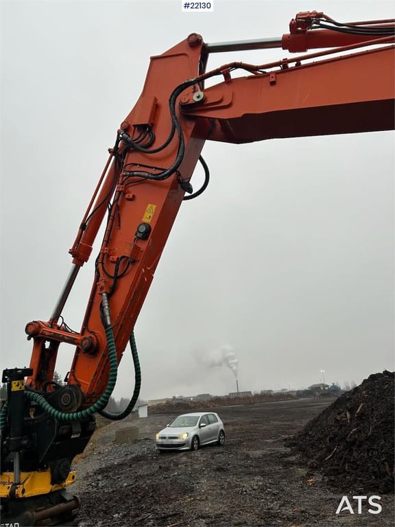 Hitachi ZX190LC-6 crawler excavator with tilt and 2 bucket 2019 22130 ZX190LC-6 crawler excavator with tilt and 2 bucket 2...