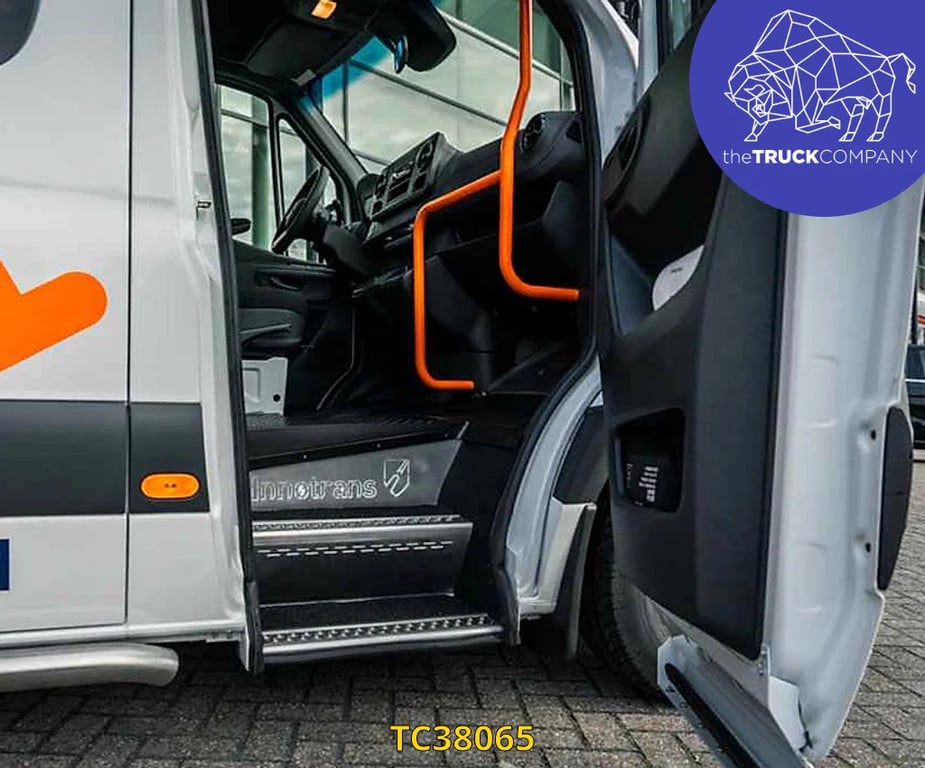 Mercedes-Benz Sprinter 311CDI Tourer Wheelchair transport 2025 TC38065 Sprinter 311CDI 2025 0 image 3