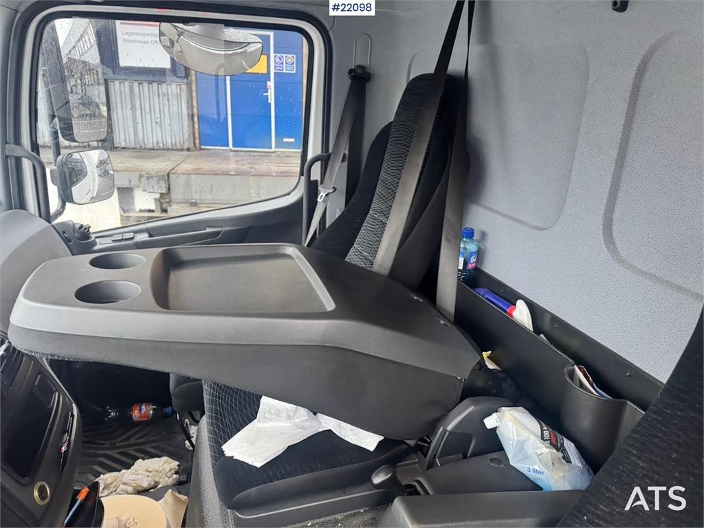 Mercedes-Benz Atego 823 box truck with refrigeration/freezer uni 2017 22098 Atego 823 box with refrigeration/freezer uni 2...