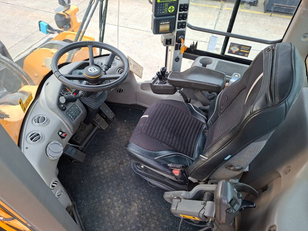 Volvo L 150 H (New Tyres) 2016 ATR-2030 L 150 H (New Tyres) 2016 1 Wheel Loaders image 8