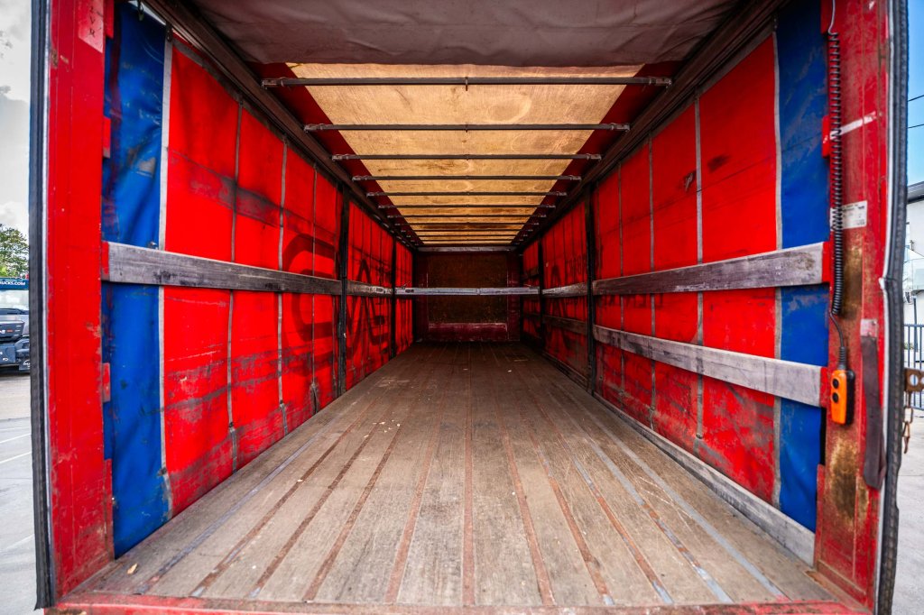 MERCEDES AXOR 2533 -MP3+DHOLLANDIA 2.5T 2013 E64555 AXOR 2533 -MP3+DHOLLANDIA 2.5T 2013 1 image 10
