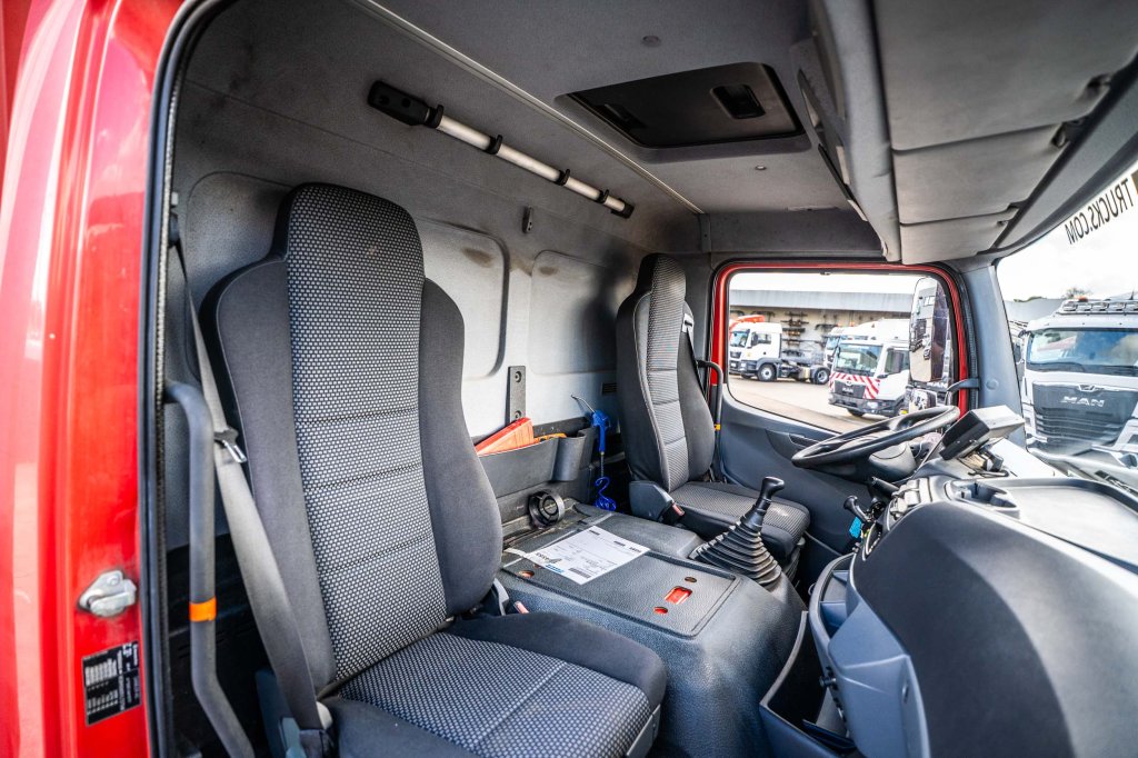 MERCEDES AXOR 2533 -MP3+DHOLLANDIA 2.5T 2013 E64555 AXOR 2533 -MP3+DHOLLANDIA 2.5T 2013 1 image 15